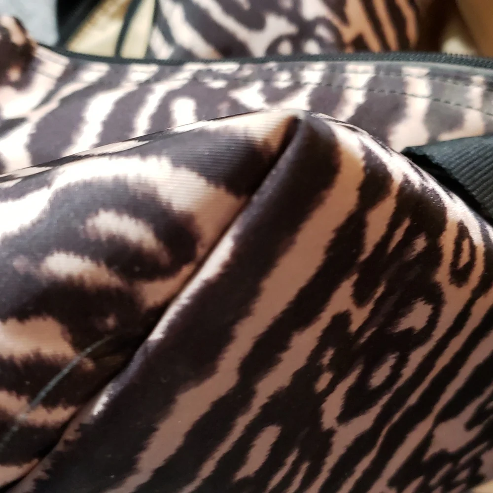Coach Ocelot Print Nylon travel Bag, Snap Pouch & Cosmetic Pouch-Set - Picture 14 of 16